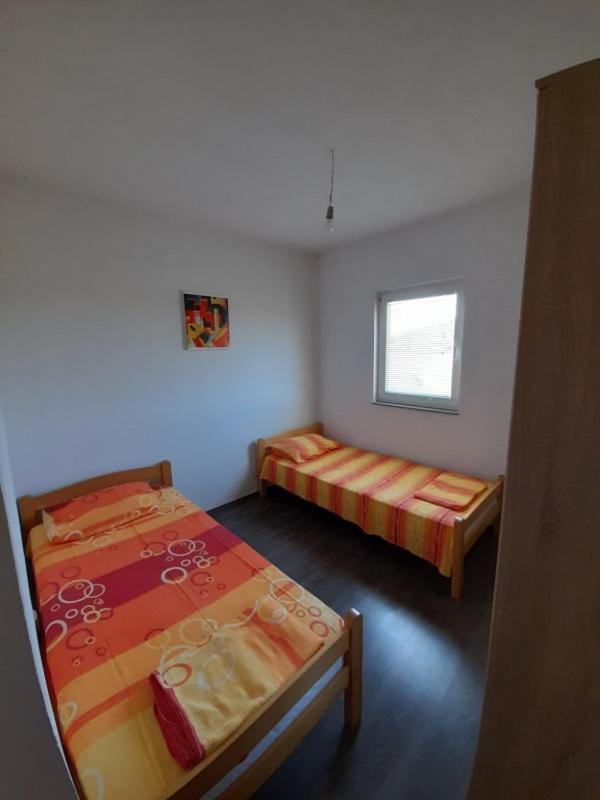 Apartman Boki トレビニエ エクステリア 写真