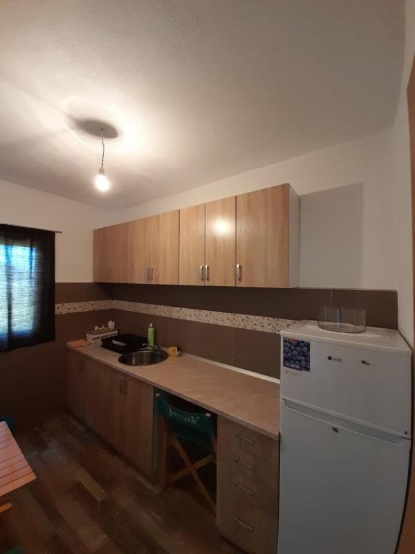 Apartman Boki トレビニエ エクステリア 写真