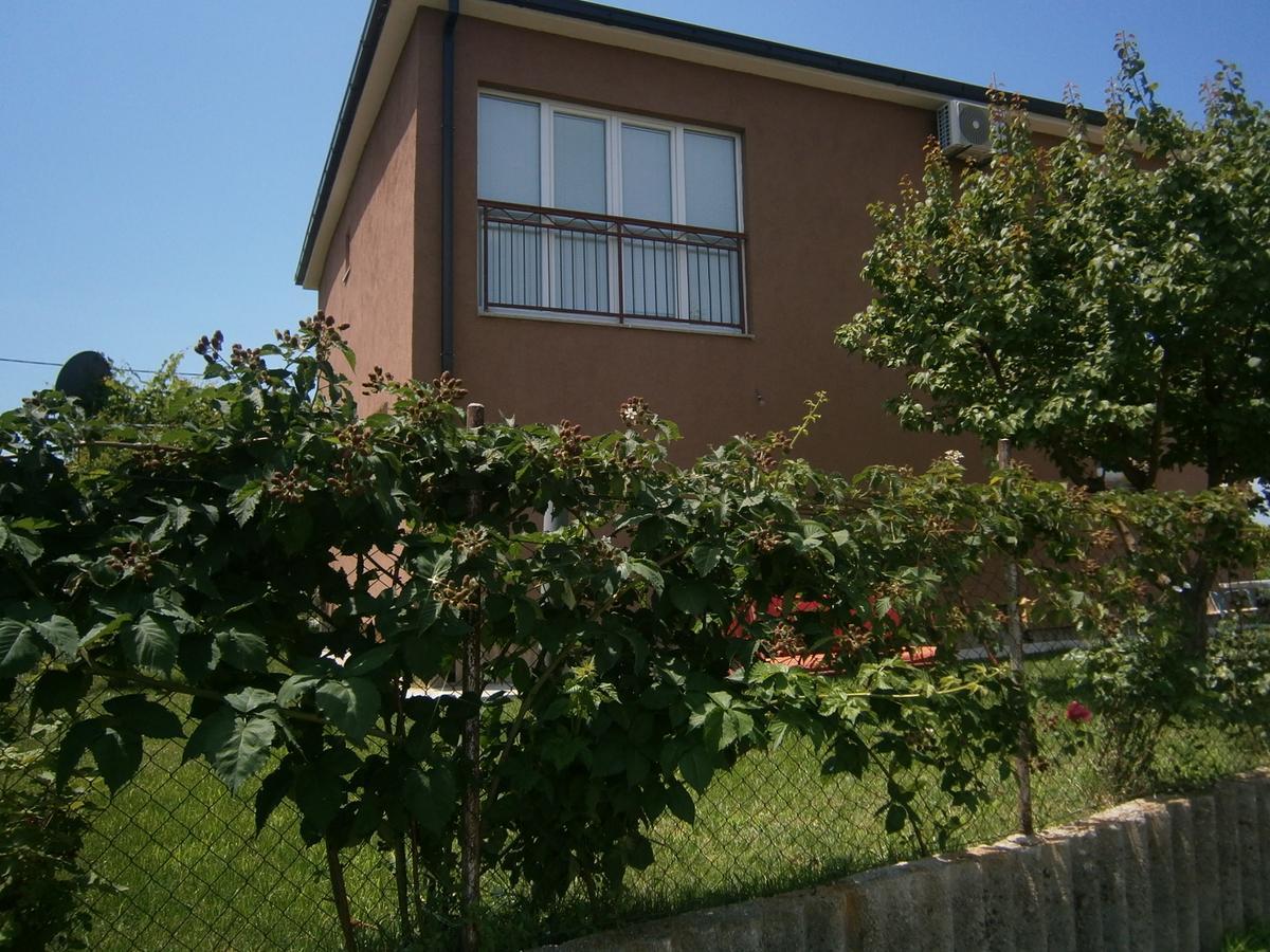 Apartman Boki トレビニエ エクステリア 写真